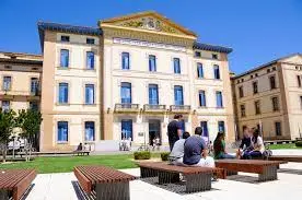 La facultad finalmente se ubicar&aacute; en la antigua Residencia de Ni&ntilde;os una vez finalicen las obras de rehabilitaci&oacute;n. 