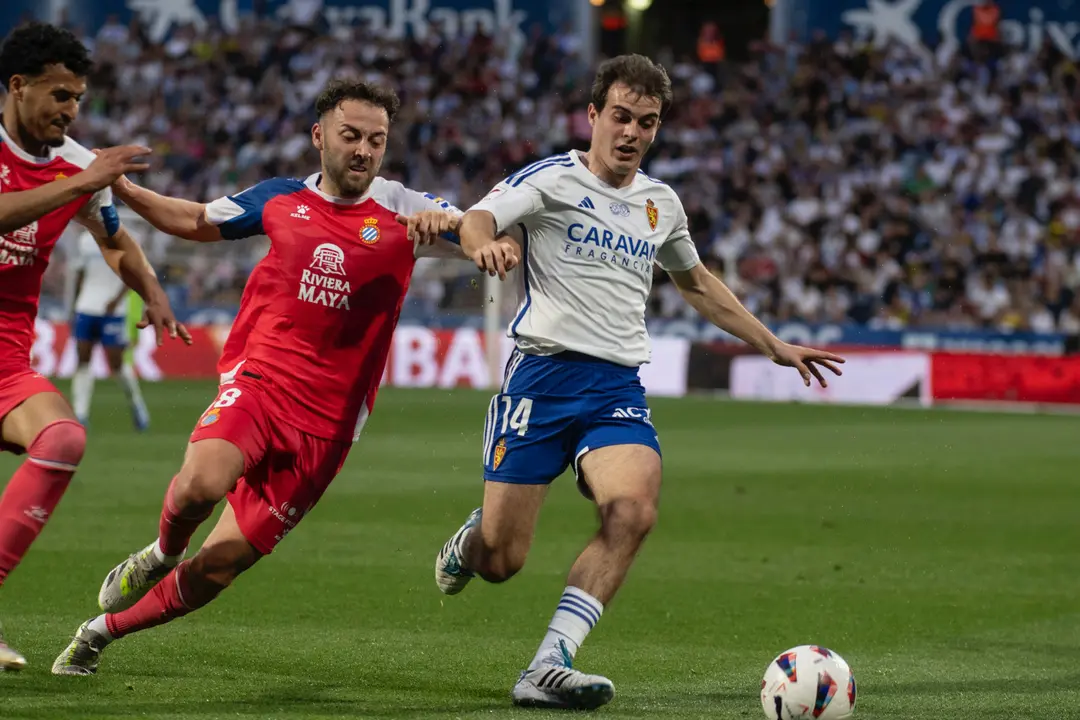 Francho con el Real Zaragoza / MARCOS CEBRI&Aacute;N