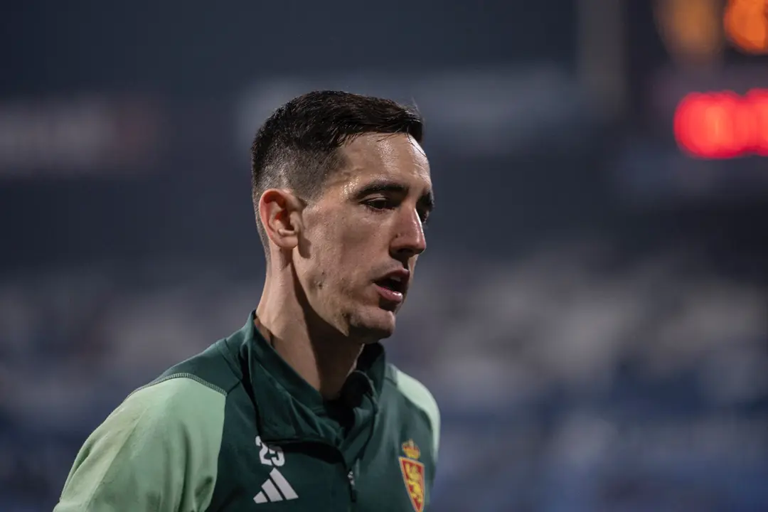Edgar Bad&iacute;a con el Real Zaragoza / MARCOS CEBRI&Aacute;N