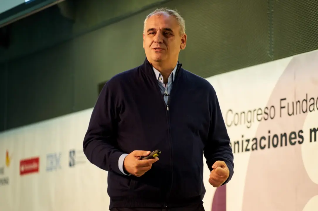 Carlos Barrab&eacute;s / Fundaci&oacute;n M&aacute;s Humano