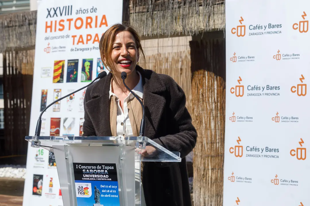 La alcaldesa Natalia Chueca durante la entrega de premios