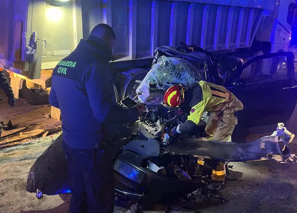 Siniestro ocurrido esta madrugada en el pol&iacute;gono industrial de Andorra. DPT