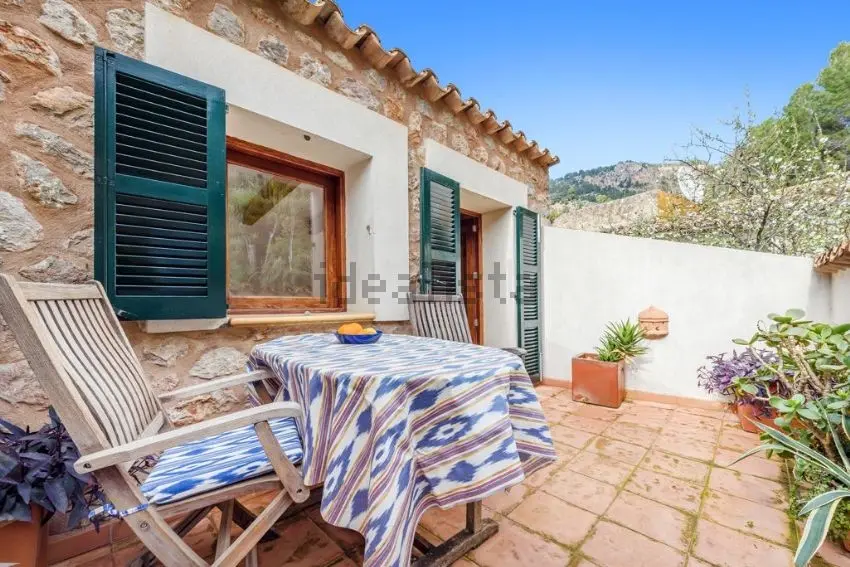 Chalet adosado en venta en en Fornalutx / Idealista