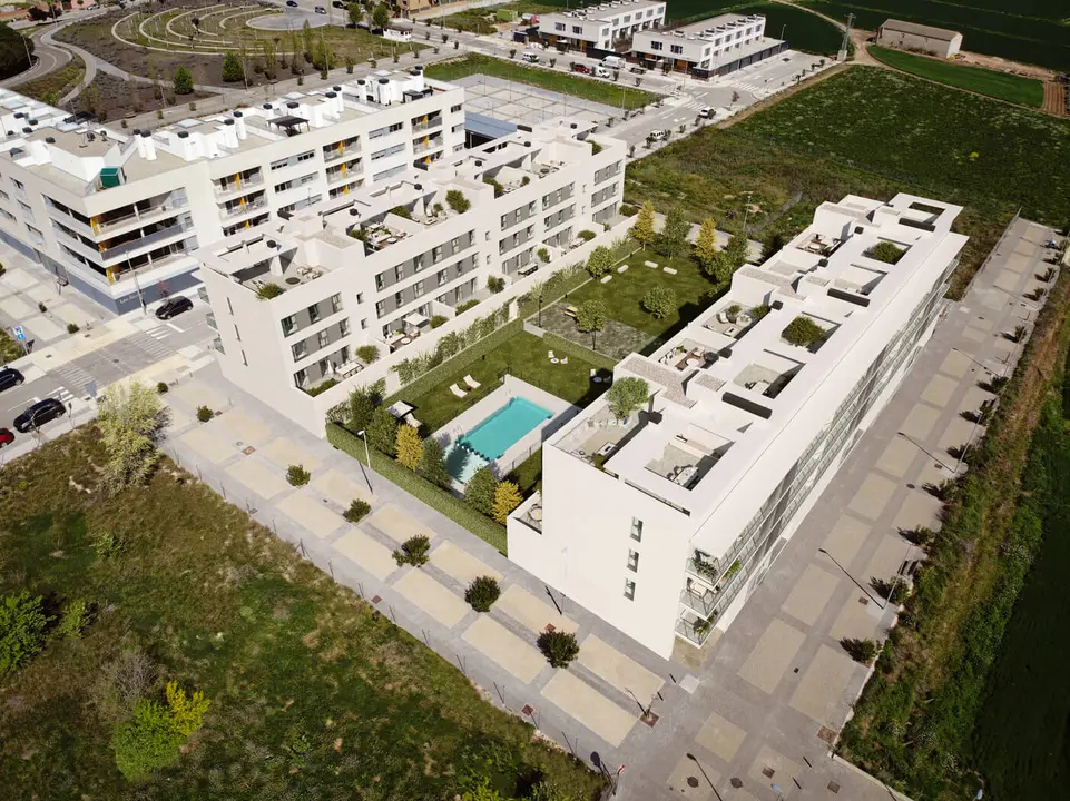 Residencial Los Nogales, en la mejor zona de Utebo / LUJAMA