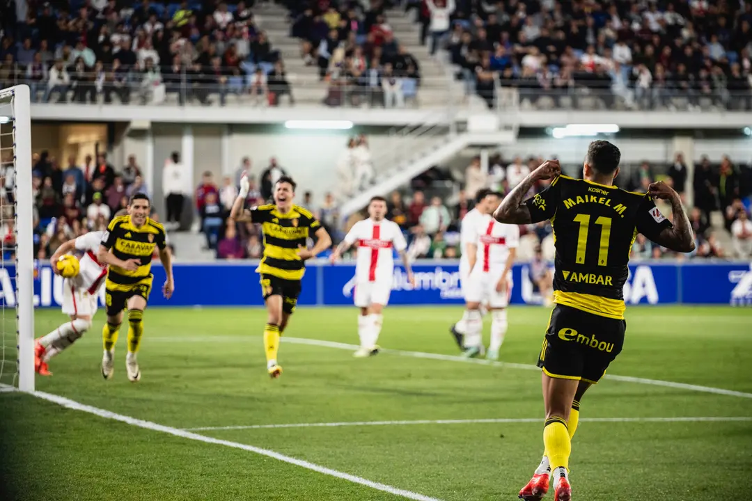 Maikel Mesa con el Real Zaragoza / MARCOS CEBRI&Aacute;N
