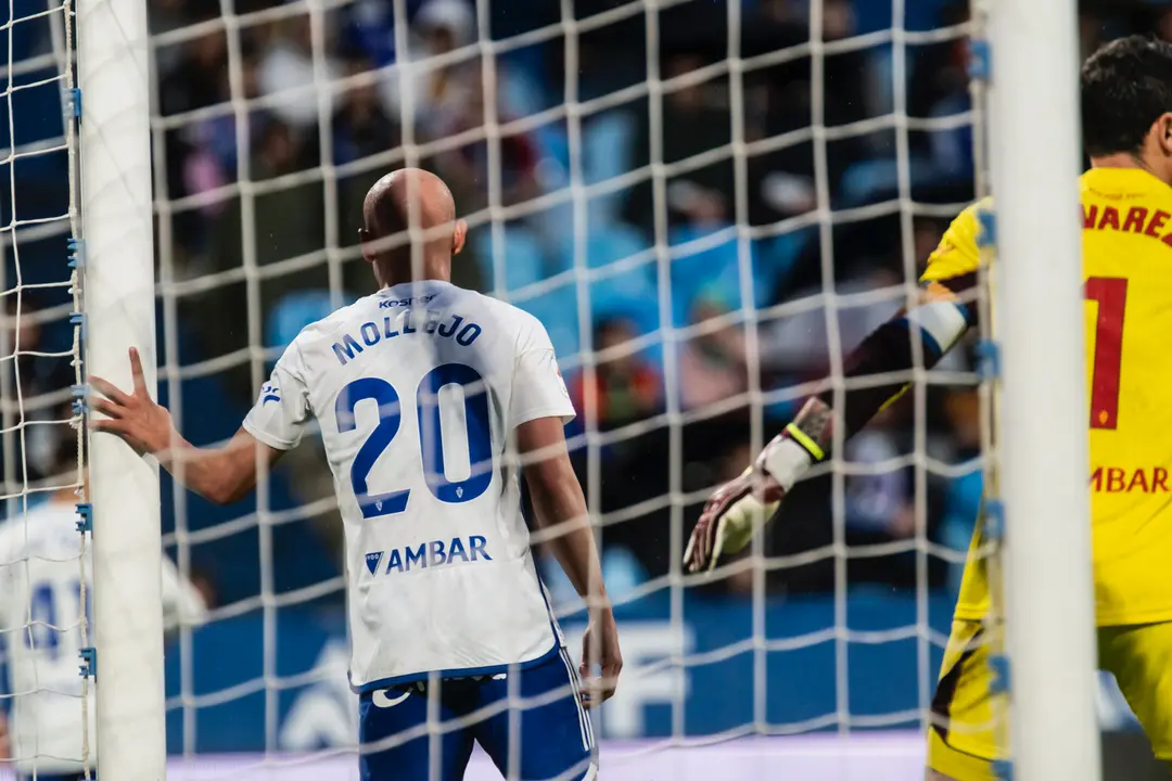 El Real Zaragoza en el &uacute;ltimo partido / MARCOS CEBRI&Aacute;N
