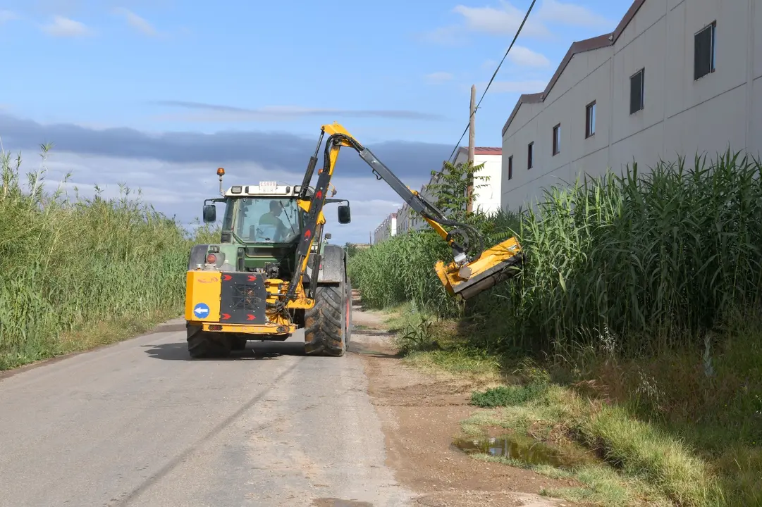 El plan de reparaci&oacute;n de caminos rurales de Alca&ntilde;iz ha comenzado por la zona de La Estanca. / AYTO. ALCA&Ntilde;IZ