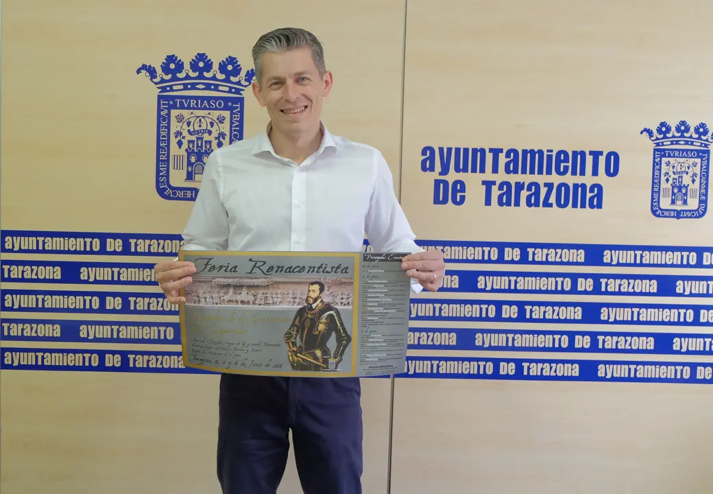 El concejal de Festejos, Jos&eacute; Antonio Docando en la presentaci&oacute;n de la feria renacentista de Tarazona. / AYTO TARAZONA