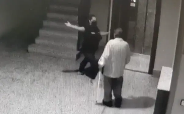Imagen de una de las delincuentes que asalta y enga&ntilde;a a ancianos en Zaragoza /H.A.