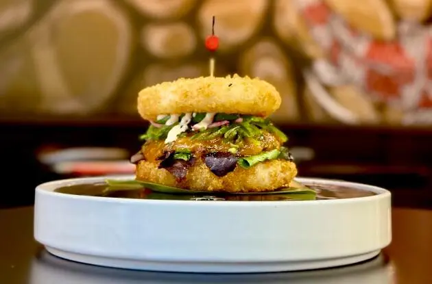 SushiBurger Naoki / Naoki Taberna Japonesa