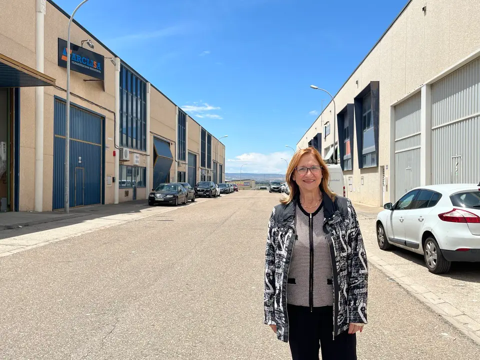 Pilar Villanueva, alcaldesa de La Puebla de Alfind&eacute;n.