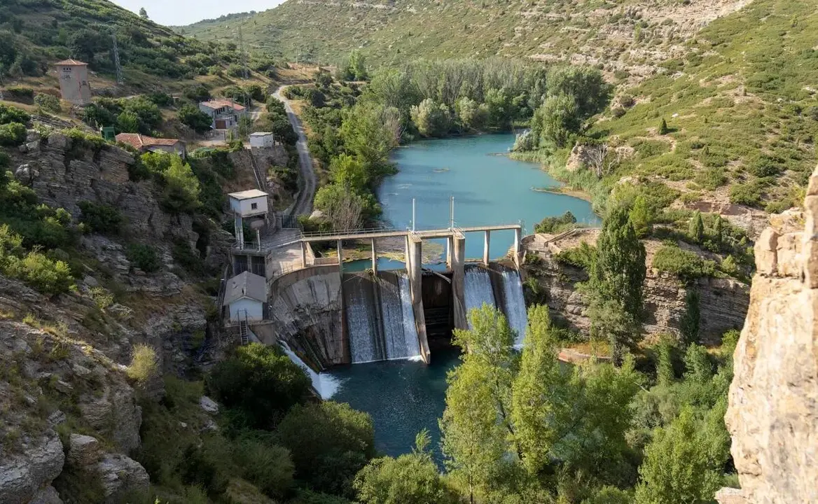 Presa Los Toranes / Antonio Garc&iacute;a