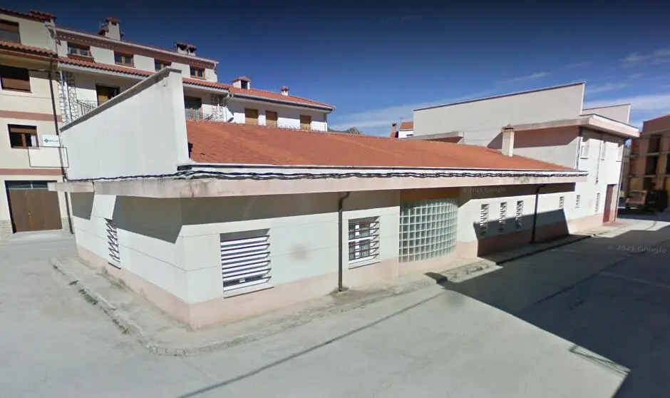 Centro de salud de Aliaga / Google Maps