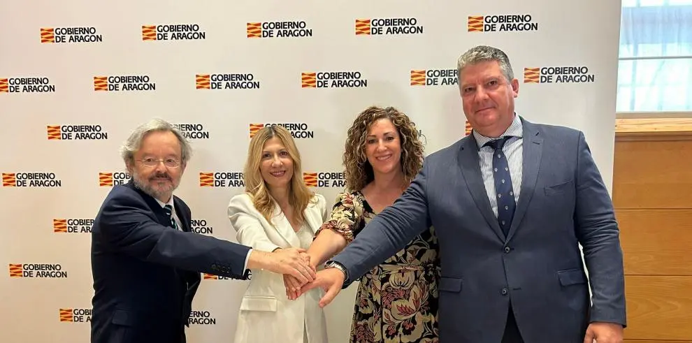 La firma ha tenido lugar en el edificio Pignatelli / DGA