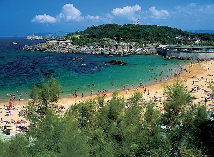 Santander ofrece m&uacute;ltiples atractivos / Turismo de Cantabria