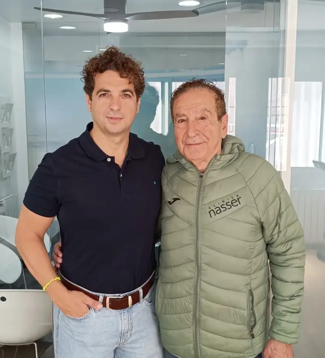 Ivan Nasser con su padre, el Doctor M. Nasser