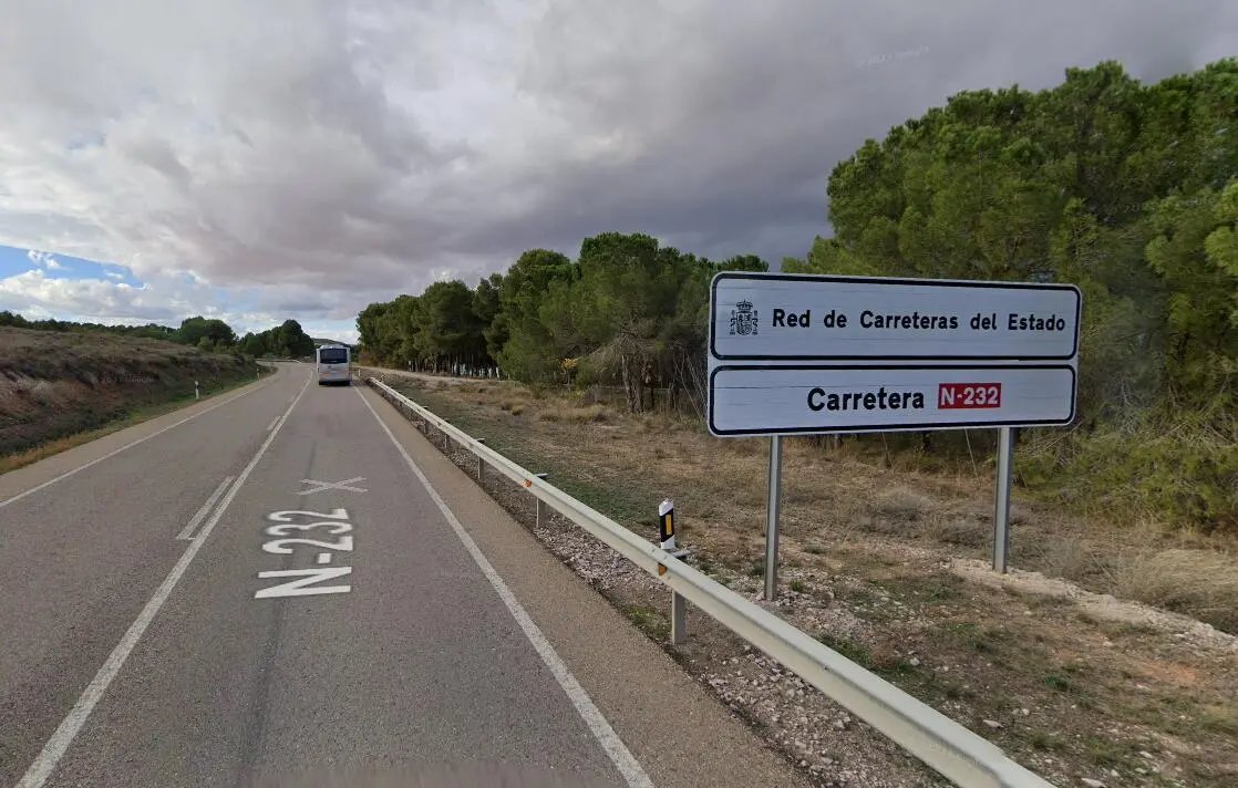 Carretera N-232 a su paso por Alca&ntilde;iz / Google Maps