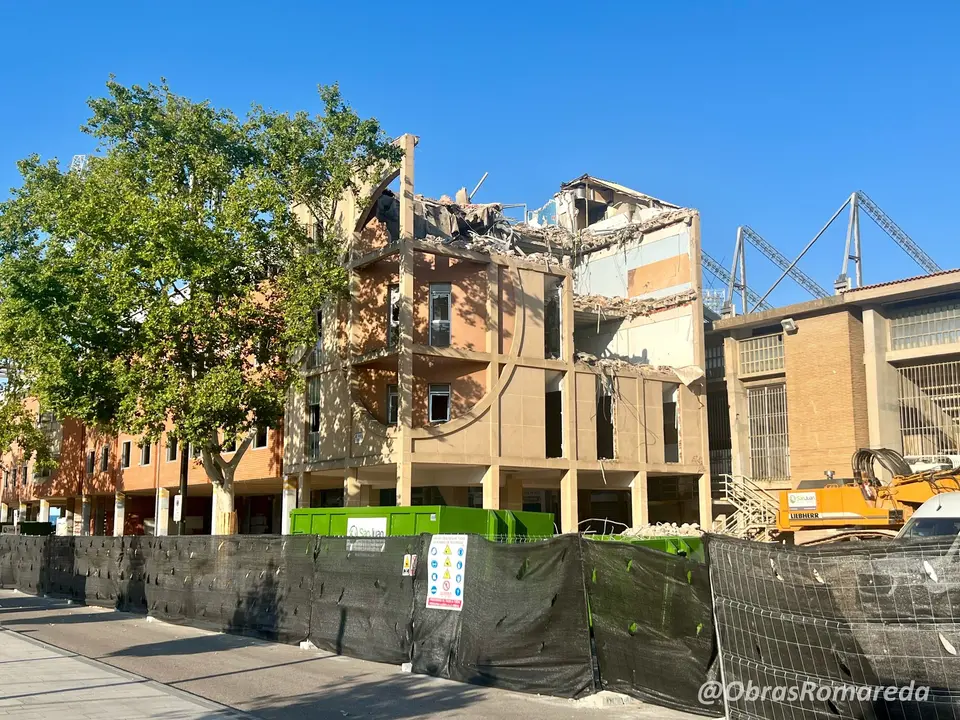 Comienzas las obras de reforma de La Romareda / @ObrasRomareda