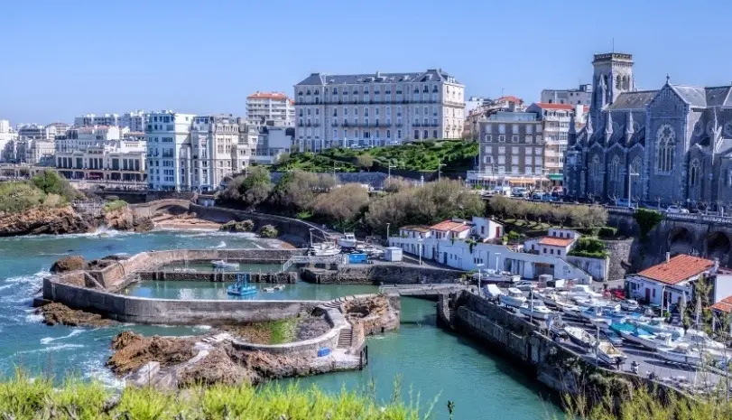 Biarritz conserva el glamour que la hizo famosa en en la Belle Epoque / Turismo de Biarritz