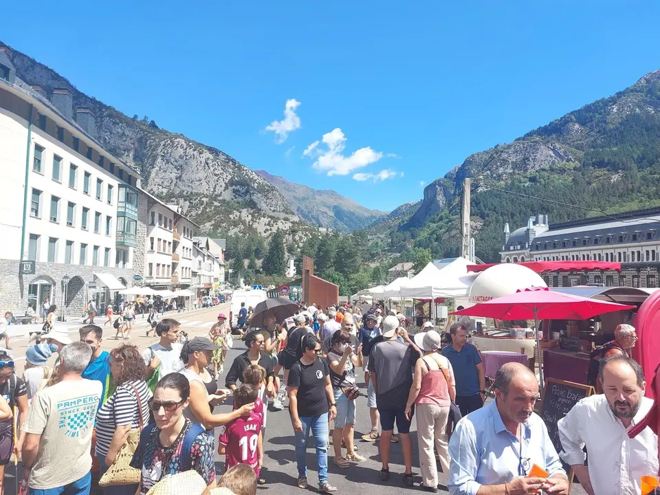 Feria transfronteriza del queso / Ayuntamiento de Canfranc