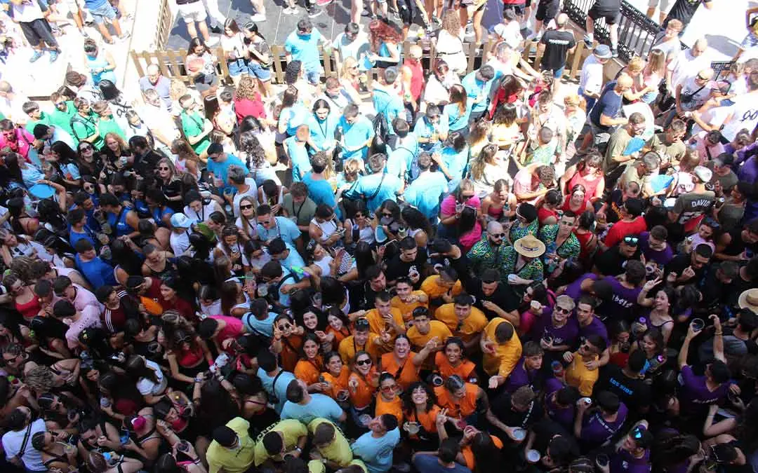 Imagen de archivo del chupinazo de las fiestas de San Roque en Caspe.