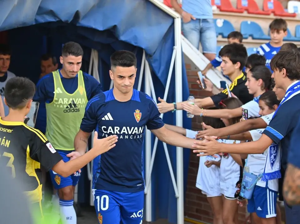 El Real Zaragoza debuta frente al C&aacute;diz / REAL ZARAGOZA