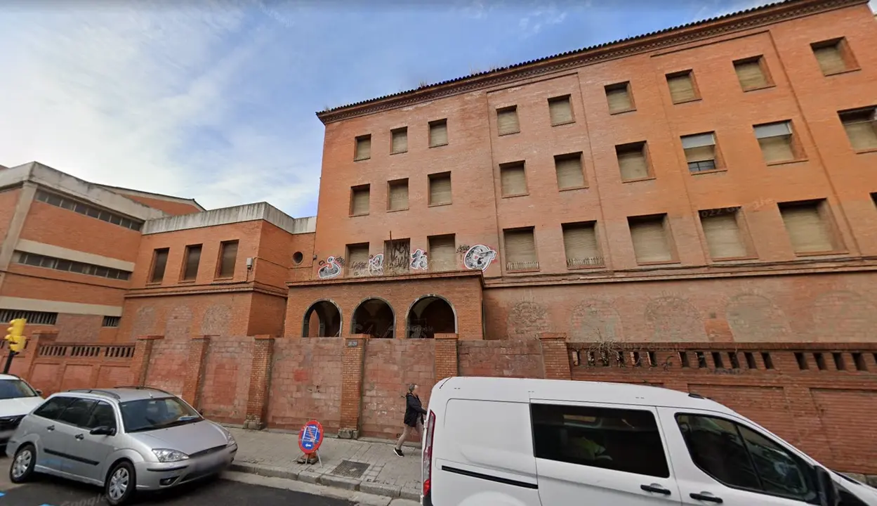 El colegio Jes&uacute;s y Mar&iacute;a dej&oacute; de funcionar en 1995 / HA