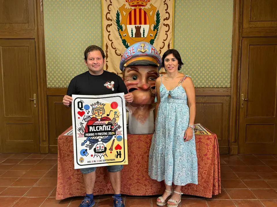 Presentaci&oacute;n del programa de fiestas de Alca&ntilde;iz 2024. / AYTO. ALCA&Ntilde;IZ