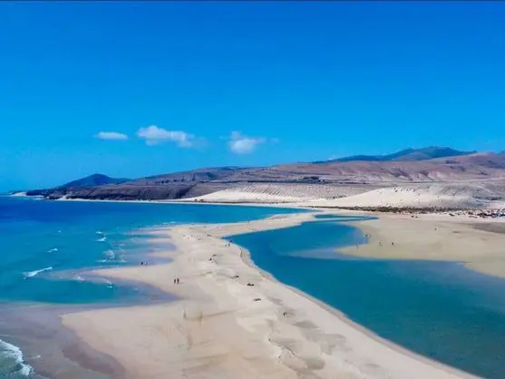 La playa espa&ntilde;ola que tiene dos orillas