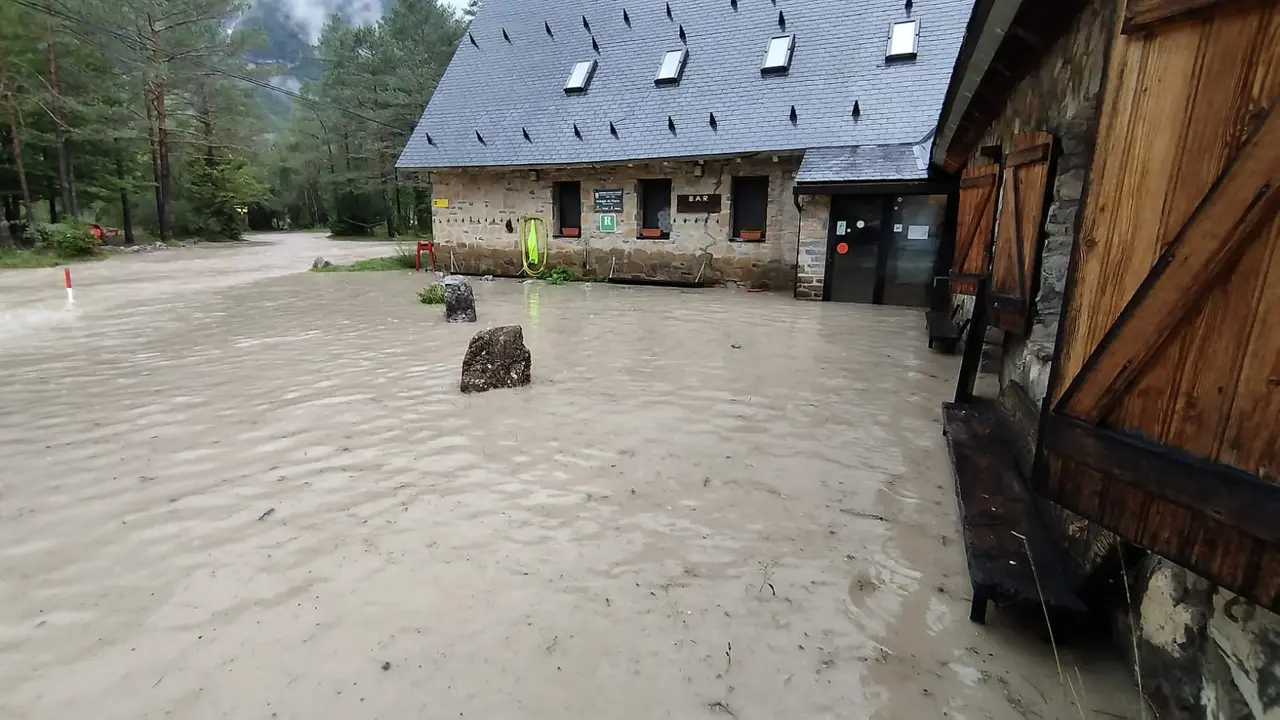 FOTO: Refugio de Pineta