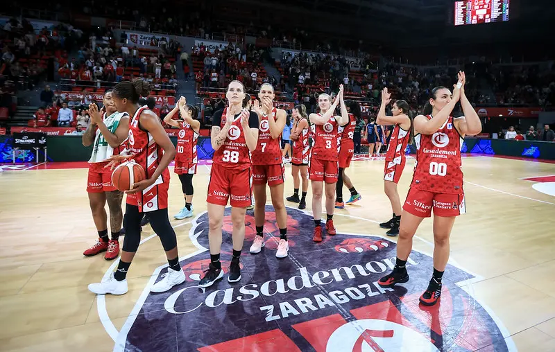 Casademont femenino en el Pr&iacute;ncipe Felipe / CASADEMONT ZARAGOZA