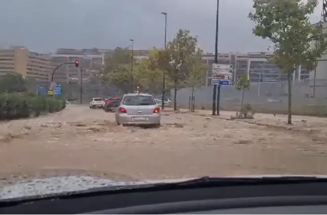 Las precipitaciones provocaron el corte de la Z30 en la zona de Parque Venecia