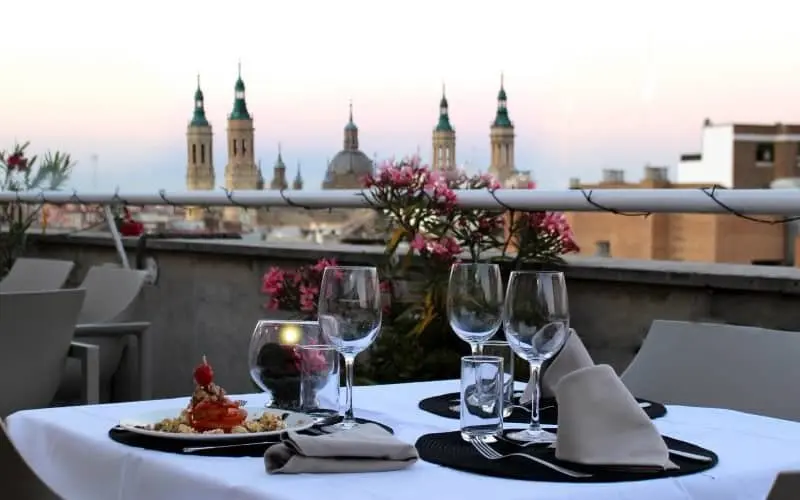 Apartahotel Los Girasoles, un Spa en el centro de Zaragoza