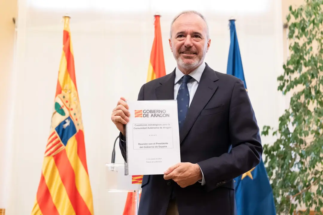 Jorge Azc&oacute;n, presidente de Arag&oacute;n, durante la presentaci&oacute;n de las propuestas que har&aacute; a Pedro S&aacute;nchez el pr&oacute;ximi viernes en La Moncloa