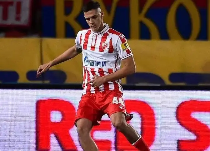 Stefan Lekovic, pretendido por el Real Zaragoza / ESTRELLA ROJA