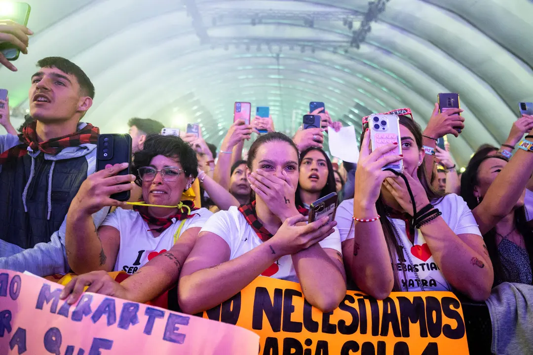 Concierto de Sebasti&aacute;n Yatra en el Espacio Zity de Zaragoza en las Fiestas del Pilar 2024 / Marcos Cebri&aacute;n para HOY ARAG&Oacute;N