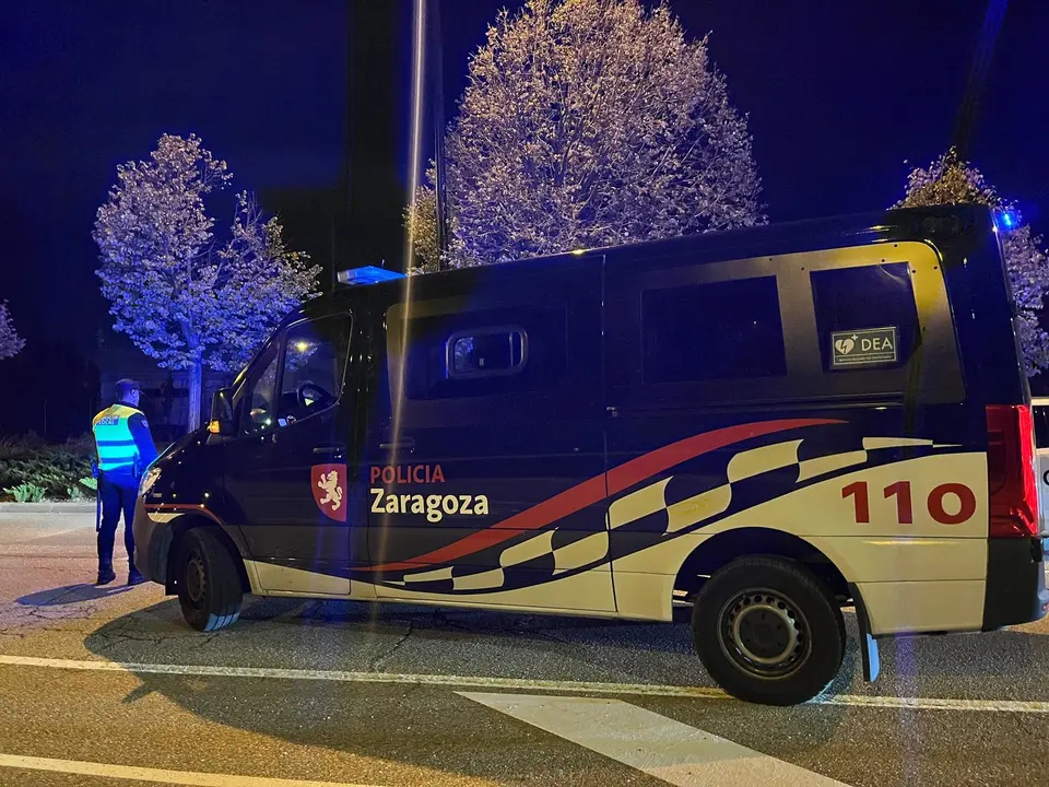 Imagen de un control de Polic&iacute;a Local similar al que realizaron y en el que detuvieron al conductor/ H.A.