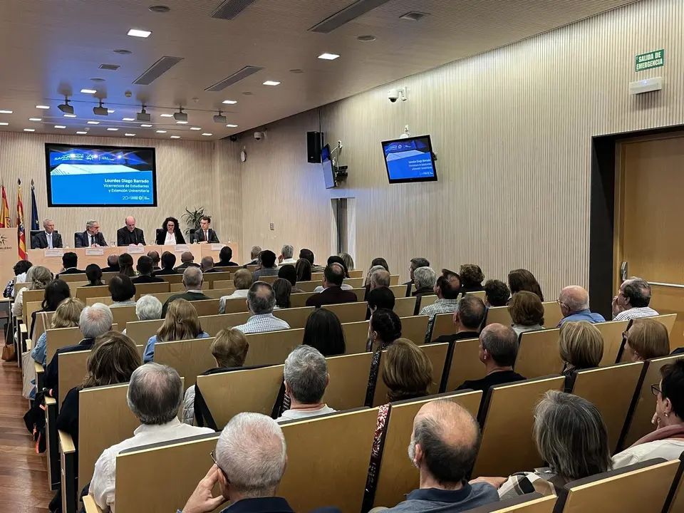 Inauguraci&oacute;n del curso de la USJ S&eacute;nior. / E.P.