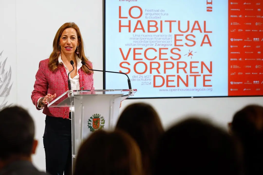 La alcaldesa de Zaragoza,
Natalia Chueca, quien ha dado a conocer la programaci&oacute;n de este festival.