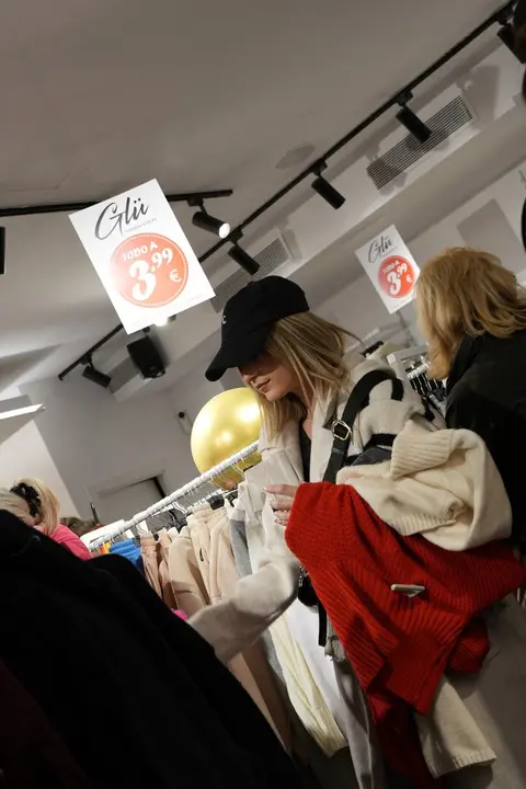 Tienda Gl&uuml; en Paseo de las Damas (3)