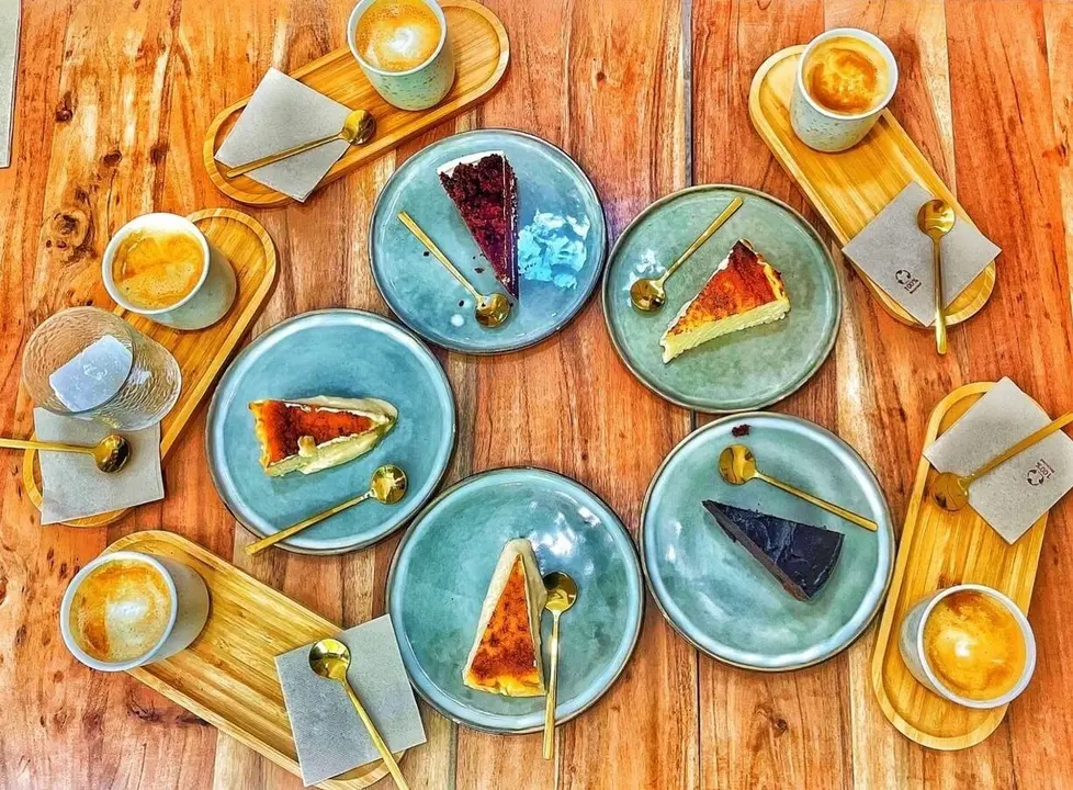 La hosteler&iacute;a zaragozana sigue aumentando su oferta / Mediterr&aacute;nea Caf&eacute;
