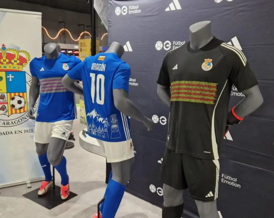 Camiseta de Arag&oacute;n / FEDERACI&Oacute;N ARAGONESA DE F&Uacute;TBOL