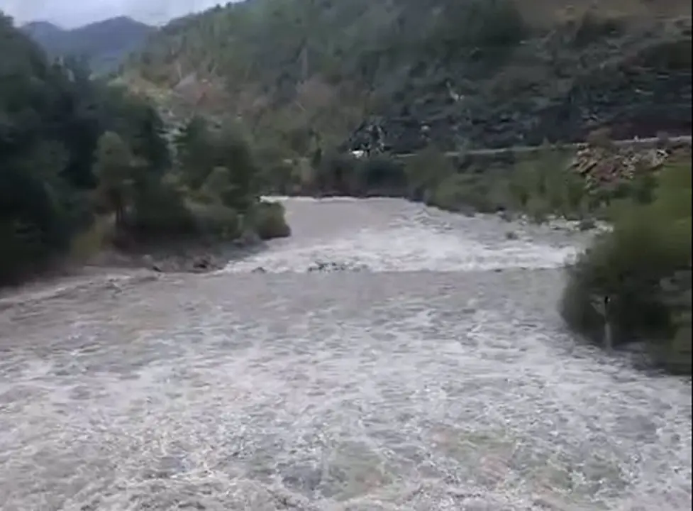 R&iacute;o Cinca a su paso por Lafortunada