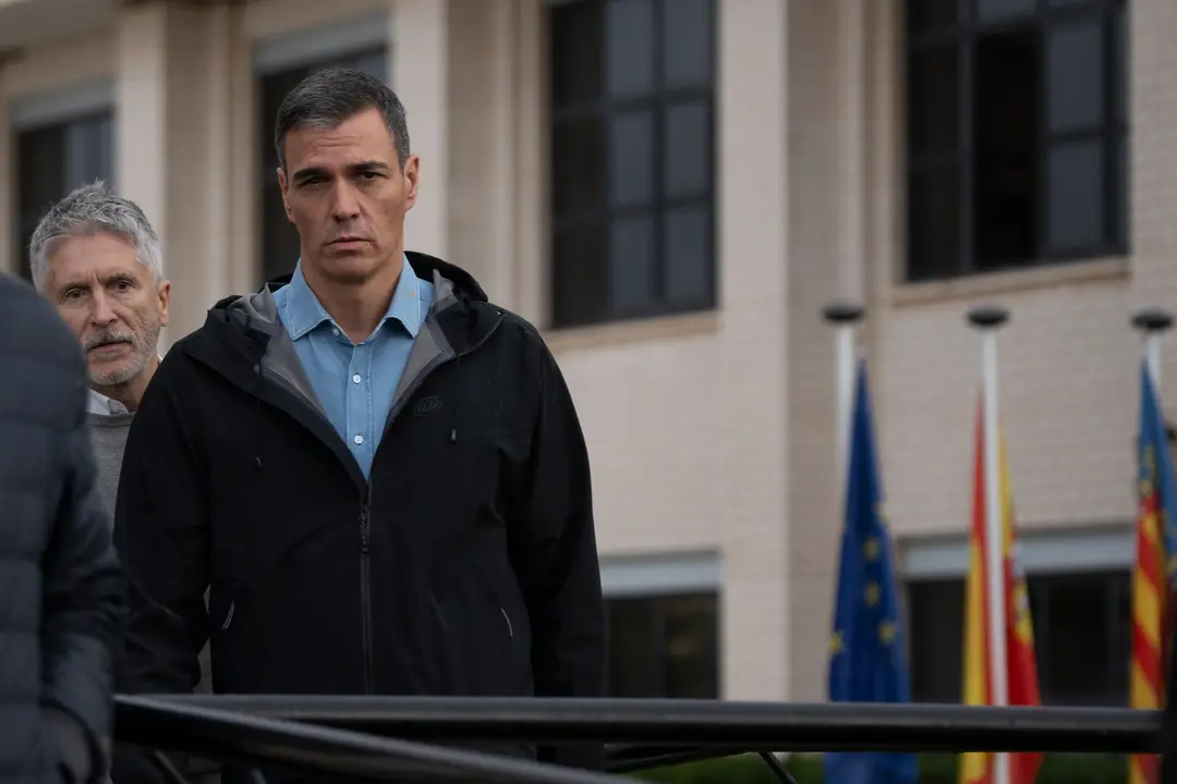 El presidente del Gobierno, Pedro S&aacute;nchez, junto con el ministro de Interior, Fernando Grande-Marlaska, en Valencia