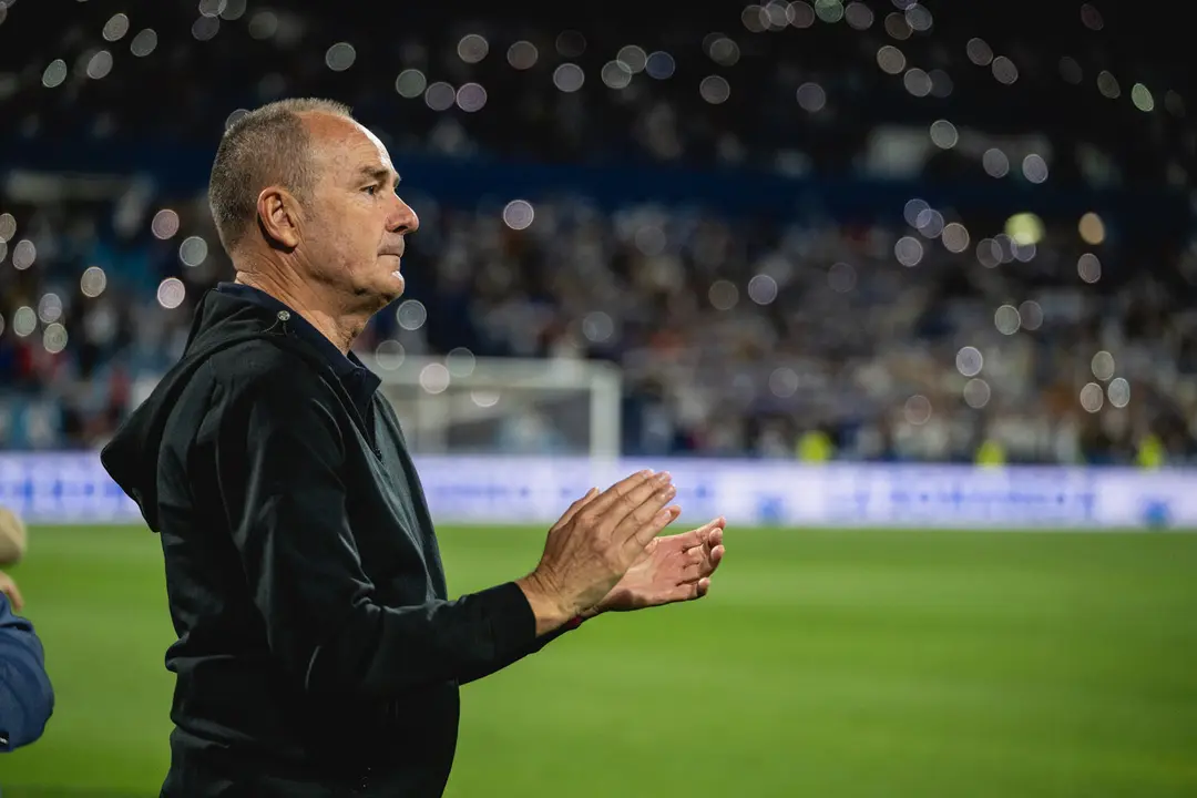 V&iacute;ctor Fern&aacute;ndez con el Real Zaragoza / MARCOS CEBRI&Aacute;N