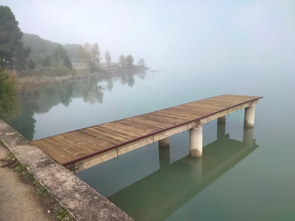 Embarcadero del pantano de San Bartolom&eacute;. / HA
