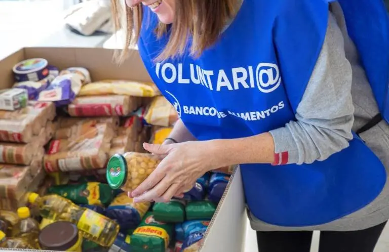 DANA en Valencia: Qu&eacute; alimentos no debes donar y cu&aacute;les son los m&aacute;s necesarios