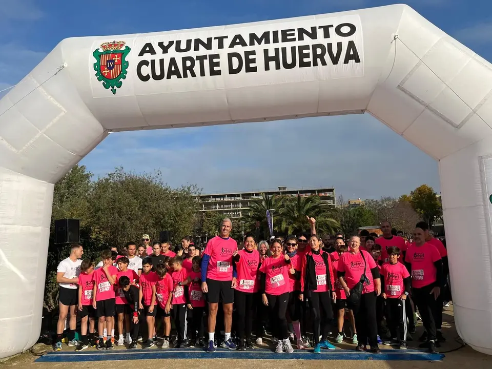 L&iacute;nea de meta de la carrera de la mujer de Cuarte de Huerva. / HA