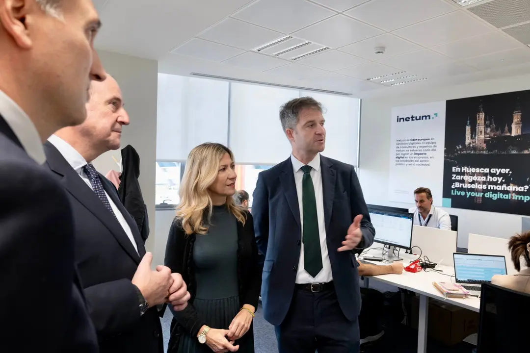 La vicepresidenta del Gobierno, Mar Vaquero, en la sede de Inetum