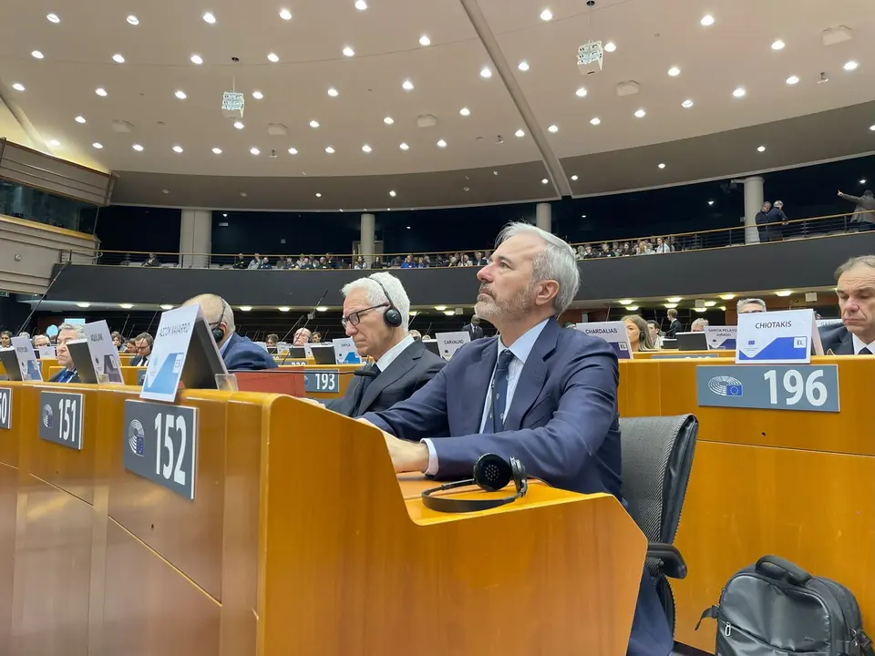 Jorge Azcón en el pleno del Comité de las Regiones, en Bruselas